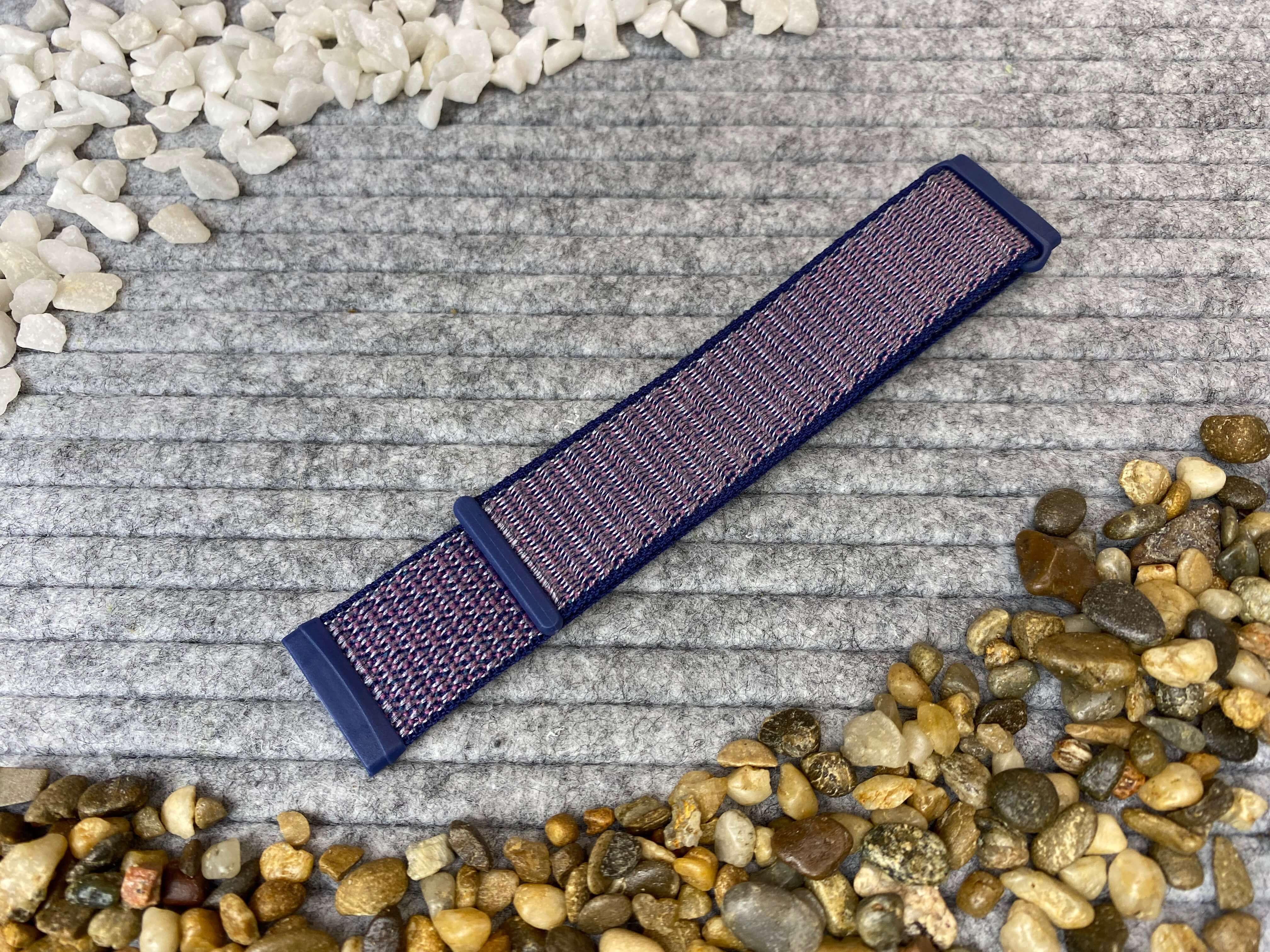 Nylonloop für Fitbit Versa 3 / Sense